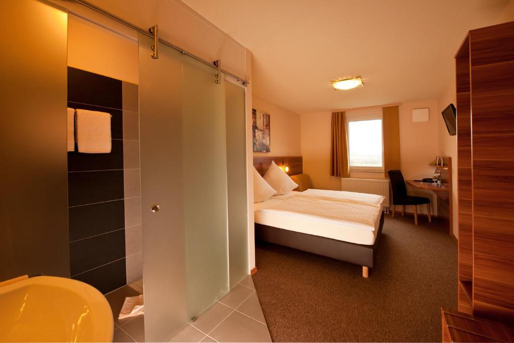 Astay Hotel Грединг Экстерьер фото